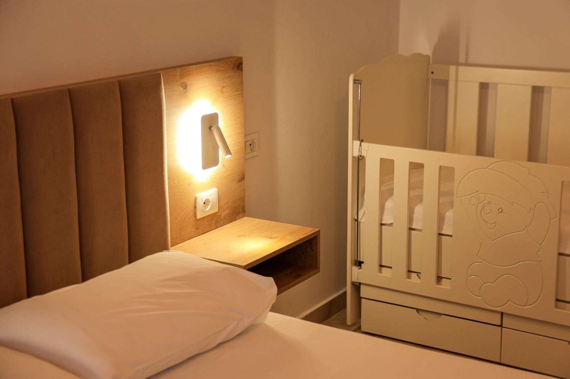 Sanpietro Vacation Apartments Durrës Kültér fotó